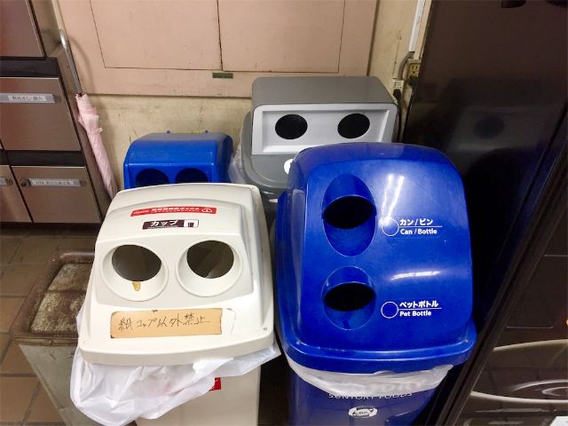 沖縄では自販機の横にゴミ箱が無い!捨てる場所は?